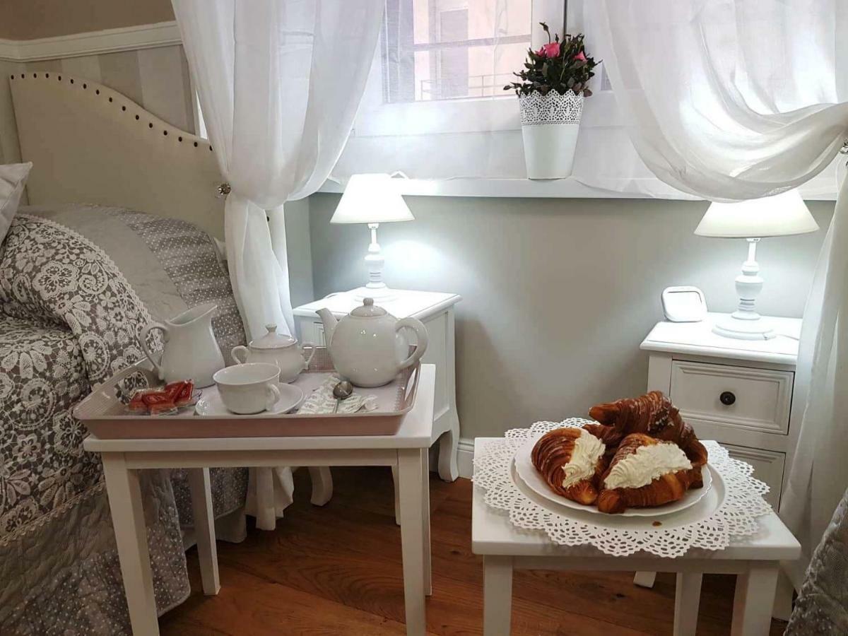 Casa De Rose Apartment โรม ภายนอก รูปภาพ